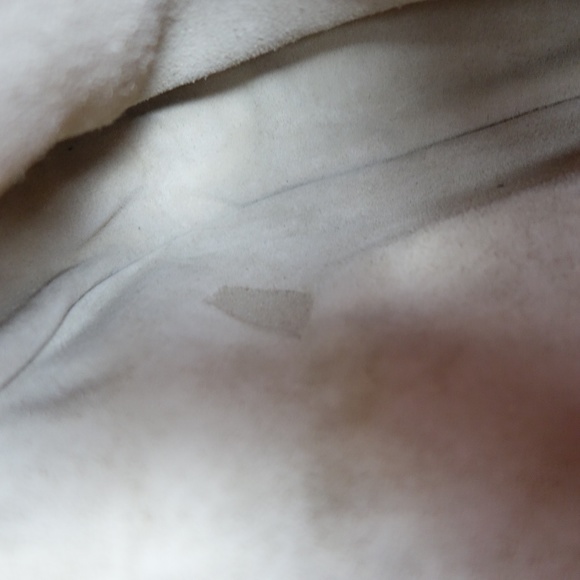 Prada Vitello Daino Red Leather Hobo Bag w/ Silver-Tone Hardware & Snap Closure - Picture 15 of 16